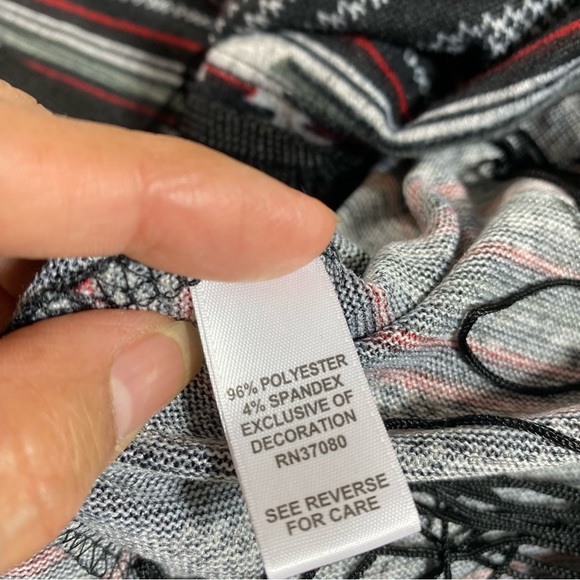 Cato Southwestern Tassel Pullover Top Short Sleeve Black Red Tunic Top 2… - Picture 7 of 8